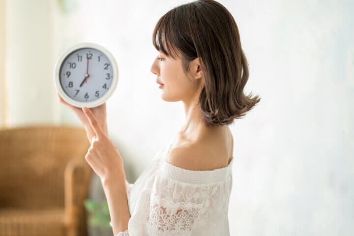 22時間装着が絶対なのはなぜ？インビザライン治療の科学的根拠